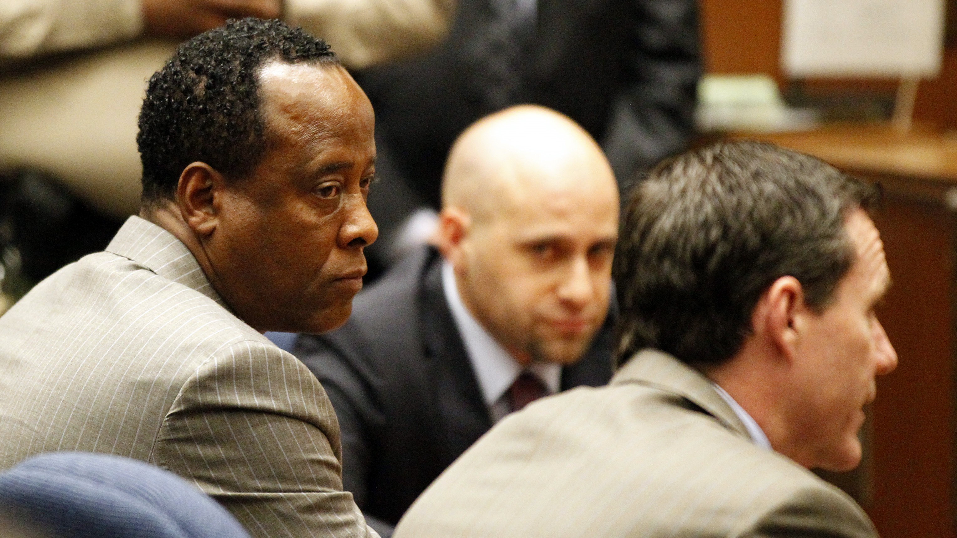 Conrad Murray na súde_čaká na verdikt